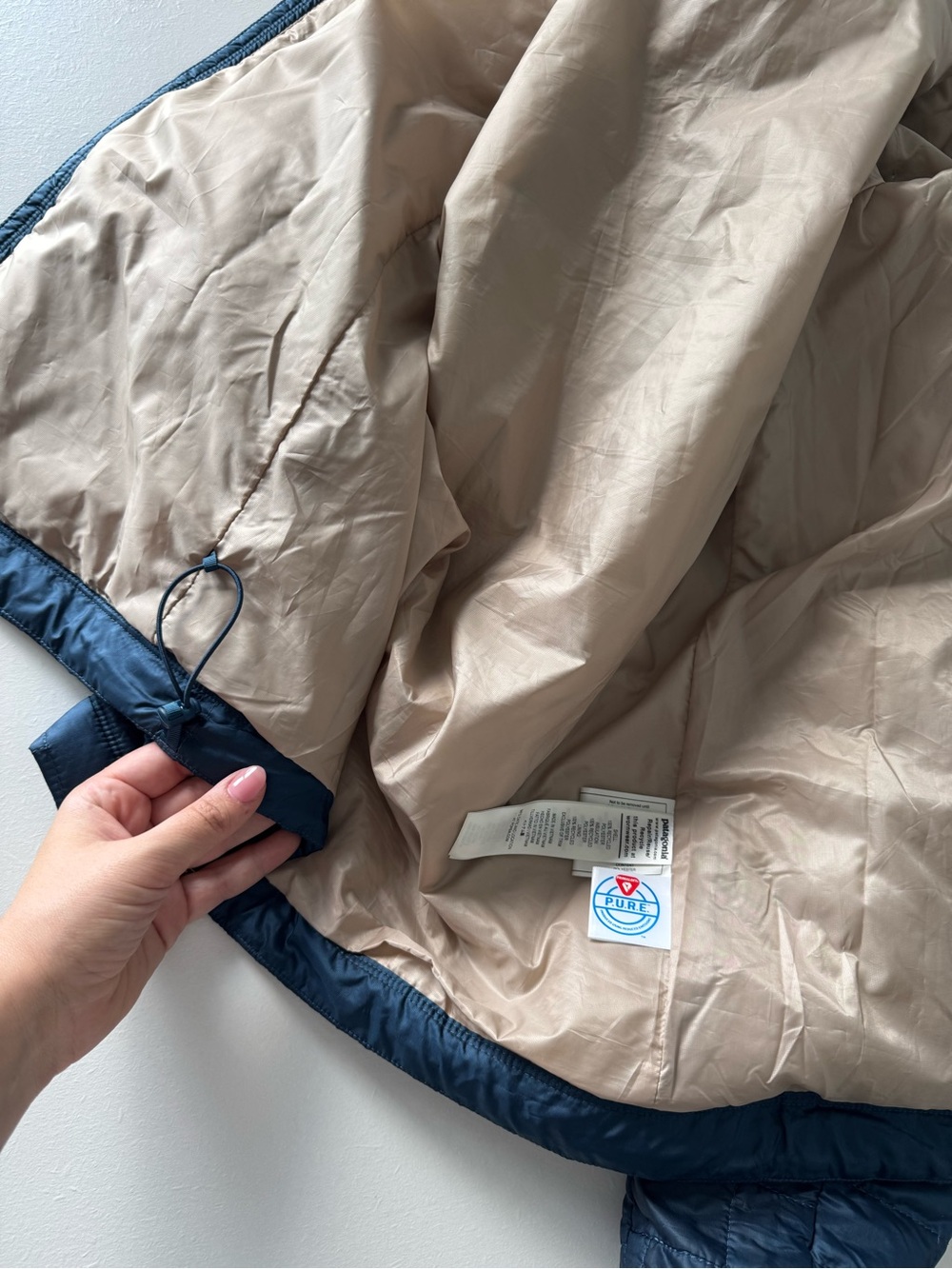 Men’s Patagonia Blue Nano Puff Jacket - Picture 7 of 7